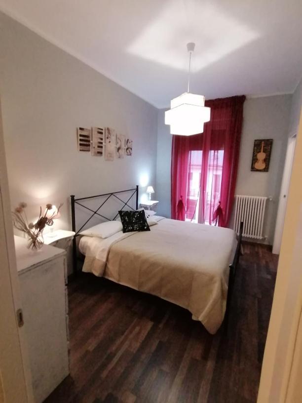 Segui Le Note Della Tua Vita Cremona Exterior foto